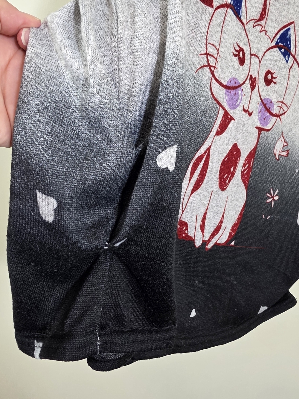 Kokirika Gray Ombre Cat Rhinstone Graphic Pullover With Scrunch Sides Size Large - Picture 11 of 15
